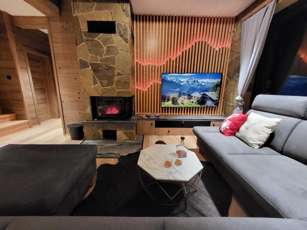 Hillview Jasna Chalet デマノブスカ・ドリーナ エクステリア 写真